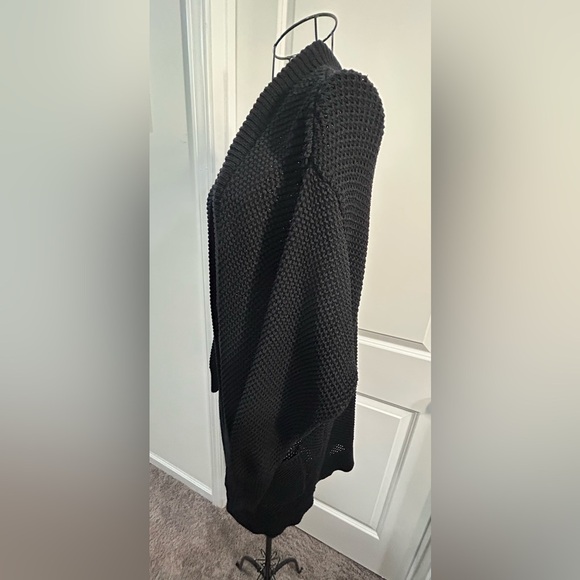 Express Women's Black Open-Front Sweater - Picture 2 of 4